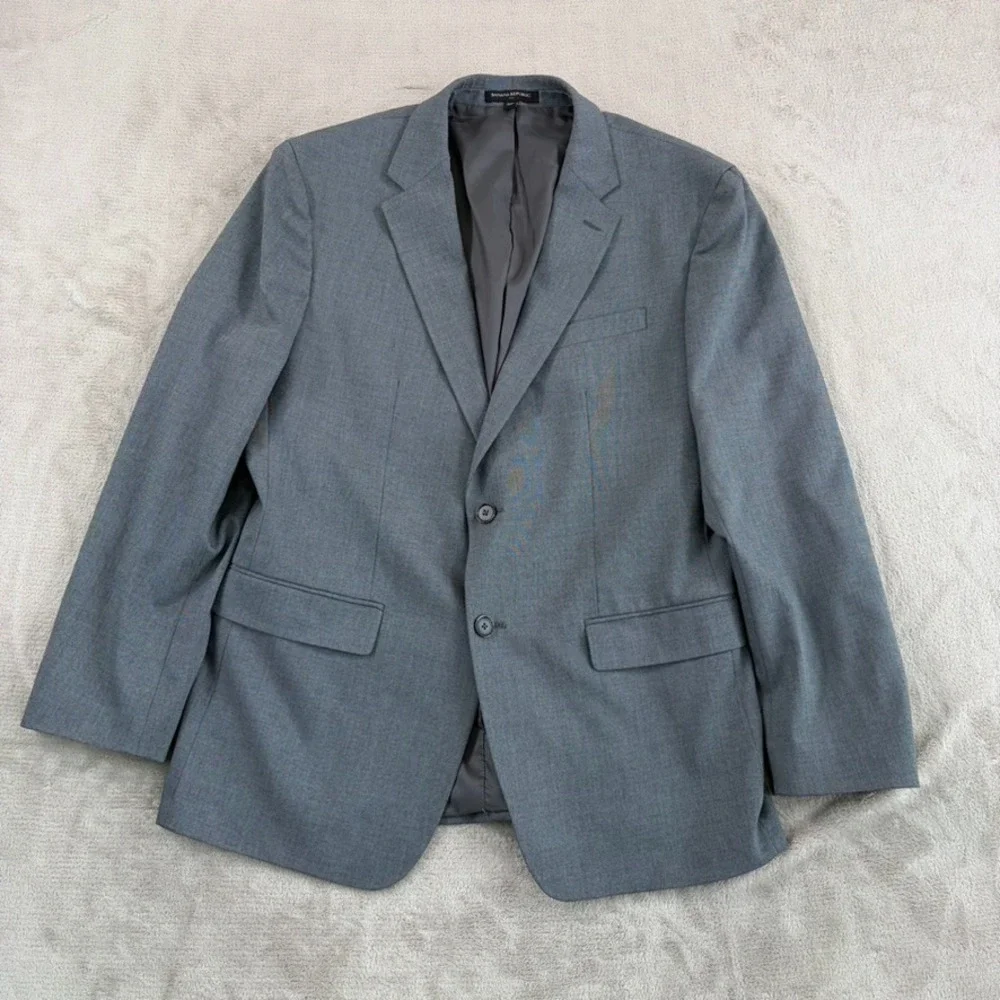 Banana Republic Slim Fit 2 Piece Suit‎ Grey Sharkskin Men 44R Pants 33x29 Office